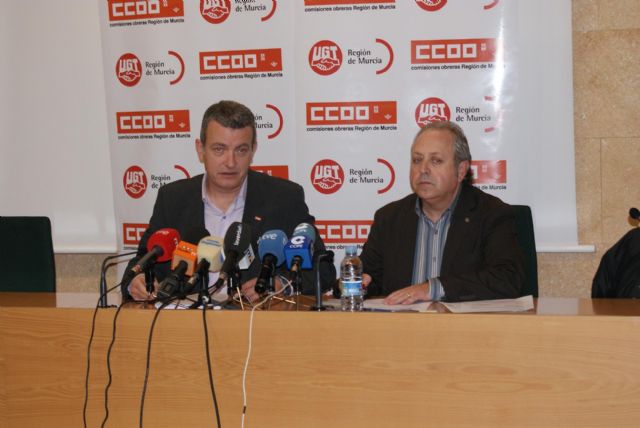 Los Secretarios generales de UGT y CCOO Región de Murcia han comparecido esta mañana en rueda de prensa - 1, Foto 1