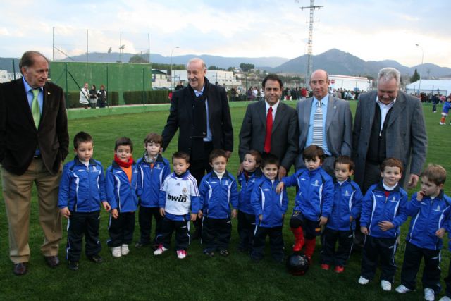 Del Bosque inaugura el nuevo campo de fútbol de césped natural del Complejo Deportivo El Almarjal 'Javier Miñano Espín' - 4, Foto 4