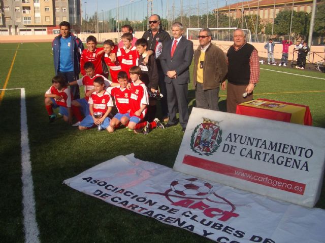 Pitido final del V Torneo de Navidad de fútbol base - 2, Foto 2