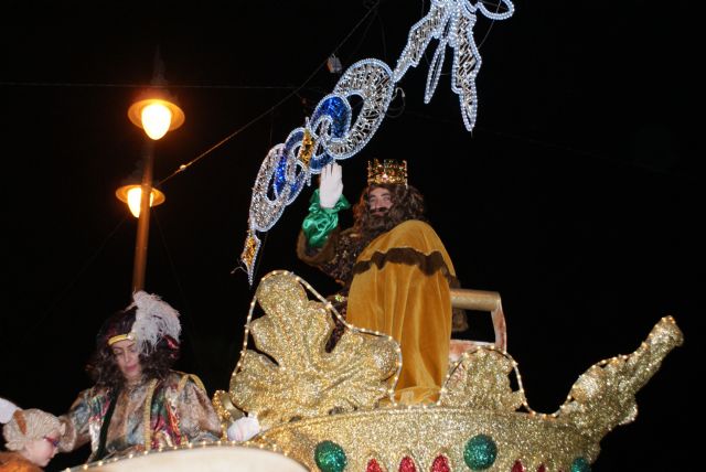 Más de 500 personas participan en la cabalgata de los Reyes Magos en San Pedro del Pinatar - 3, Foto 3