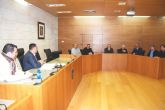 El alcalde y el concejal de Urbanismo se renen con la junta directiva de AEMCO