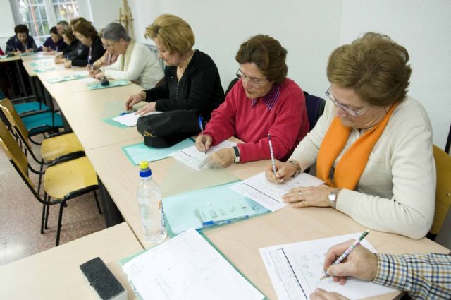 Servicios Sociales enseña a recordar a nuestros mayores - 1, Foto 1