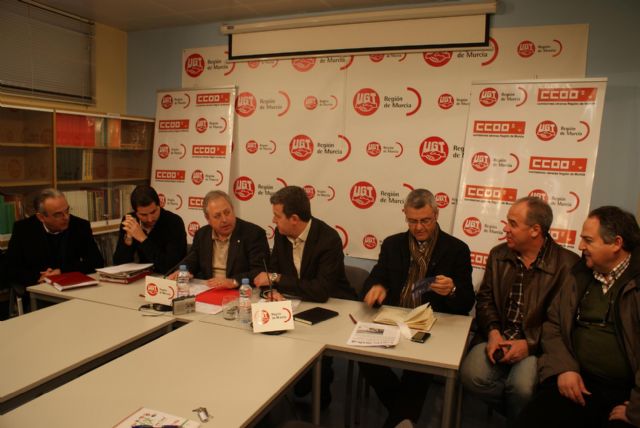 UGT y CCOO presentan una serie de medidas alternativas de aumento de ingresos de 109 millones de euros y de reducción de gastos de 193,5 millones - 1, Foto 1