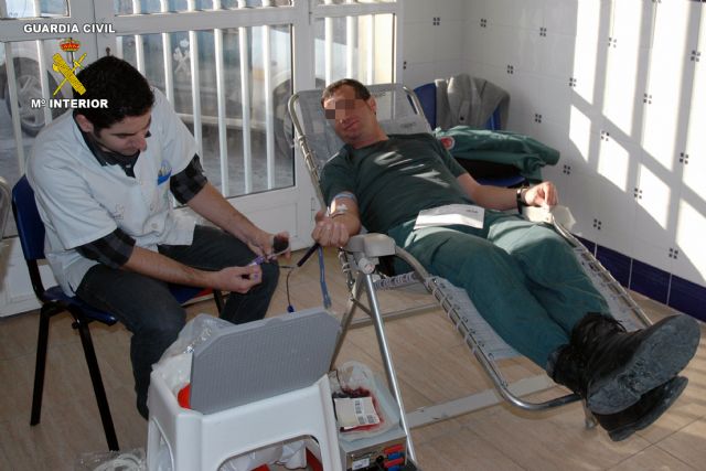 La Guardia Civil participa en la campaña de donación de sangre - 2, Foto 2