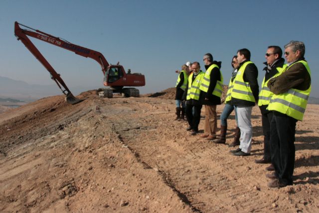 La escombrera municipal estará preparada en marzo para convertirse en una nueva zona verde - 3, Foto 3