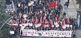 Una multitudinaria manifestacin expresa su rechazo al preacuerdo del Gobierno murciano y algunos sindicatos