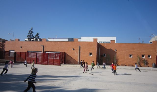El Ayuntamiento de Puerto Lumbreras y la Comunidad Autónoma inician los trámites para la ampliación del Colegio Público Juan Antonio López Alcaraz - 2, Foto 2
