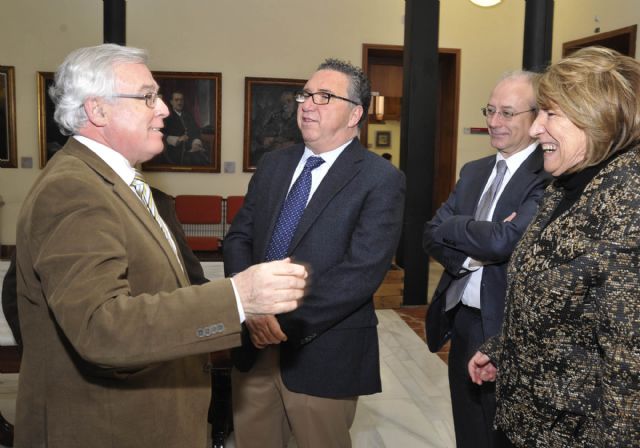 La Universidad de Murcia y la Fundación de Estudios Médicos trabajarán para divulgar la ciencia - 2, Foto 2