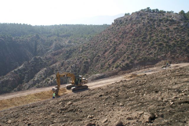 Publicada en el BORM la licitación de la concesión de obra pública para el nuevo vertedero de escombros - 1, Foto 1