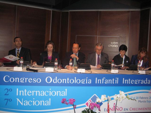 El Alcalde inaugura el II Congreso Internacional de Odontología - 1, Foto 1