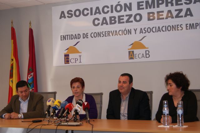 Begoña García Retegui escucha las reivindicaciones de los empresarios del Polígono Cabezo Beaza - 2, Foto 2