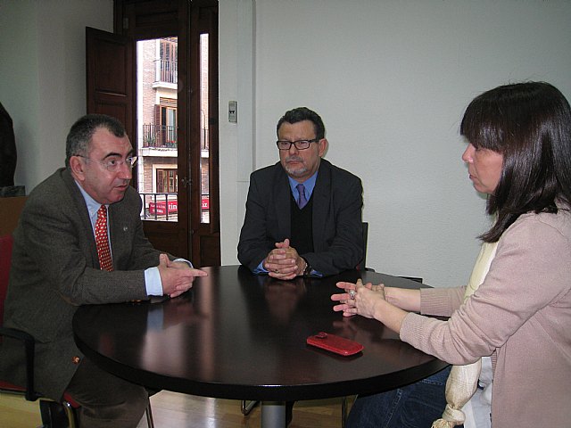 Manuel Campos recibe a la presidenta del Colegio de Agentes de la Propiedad Inmobiliaria de la Región de Murcia - 1, Foto 1