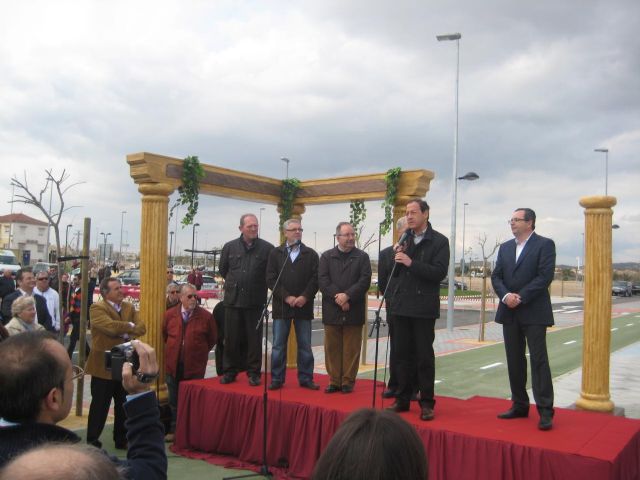 El Alcalde asiste a la inauguración de una nueva zona urbanizada en Cabezo de Torres - 3, Foto 3