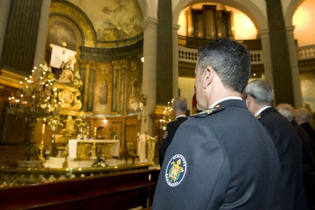 Los Bomberos honran a su patrón en la iglesia de la Caridad - 2, Foto 2