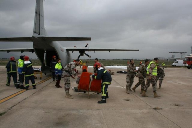 Efectivos de Emergencias de la Región participan en un simulacro de rescate aéreo - 2, Foto 2