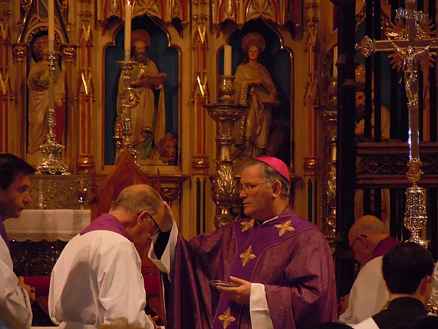 El Obispo de Cartagena preside en la Catedral la Misa del Miércoles de Ceniza - 2, Foto 2