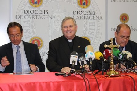 El Palacio Episcopal de Murcia acoge la presentación del Pregonero y el Nazareno del Año de Semana Santa - 2, Foto 2