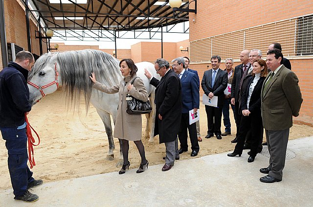 El rector inaugura nuevas instalaciones del Hospital Veterinario - 1, Foto 1