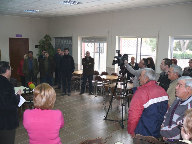 Rehabilitado el edificio de los antiguos colegios de la Fuente del Pino que se convierte en local social - 3, Foto 3