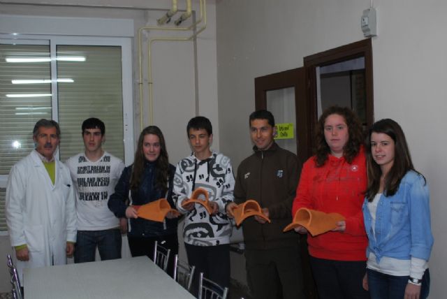 La asociación STIPA ha realizado un taller de construcción de tejas-nido con el colegio Santa Ana - 2, Foto 2