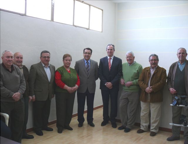 El Club de la Tercera Edad de San Juan dipone de un local situado en un espacio del mercado de abastos de ese barrio - 1, Foto 1