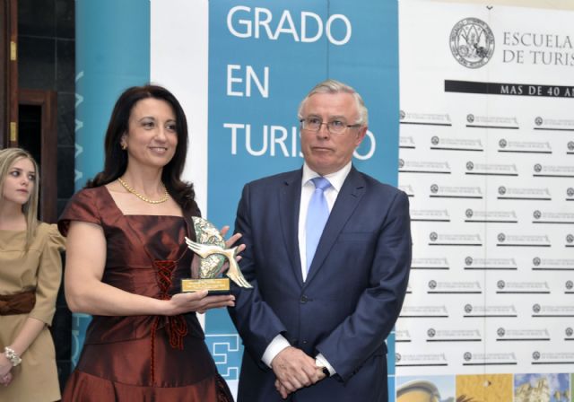 La Escuela de Turismo entregó las Palomas en su gala anual - 3, Foto 3