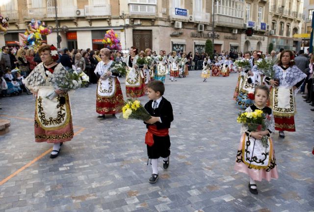 45 grupos compondrán la comitiva de la Ofrenda Floral a la Patrona - 1, Foto 1