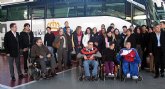 Ocho autobuses del Parque Móvil comienzan este fin de semana a prestar servicio a 3.600 personas con discapacidad