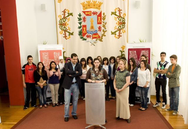 David Monteagudo y Rosa Huertas ganan el Premio Mandarache y Hache 2011 - 2, Foto 2