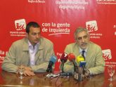 Llamazares critica la carencia de propuestas del PP y la apuesta del PSOE por la privatización