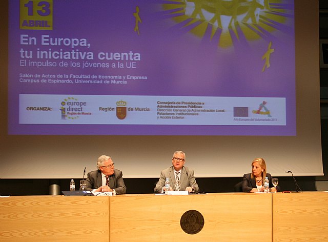 Valcárcel elogia el ´debatejoven´ por favorecer la conciencia europea entre la juventud - 1, Foto 1