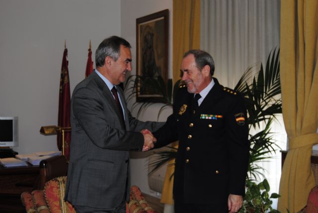 González Tovar recibió al comisario de Cartagena - 1, Foto 1