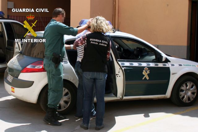 La Guardia Civil desarticula una banda dedicada a atracar joyerías - 3, Foto 3