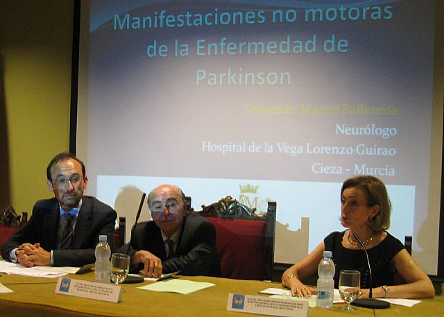 Presentación del proyecto de investigación EMCA10-20 sobre Parkinson - 1, Foto 1