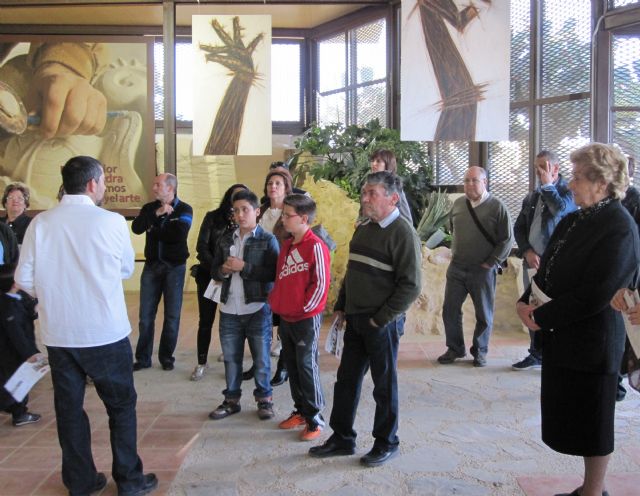 Casi 100 personas participaron en la demostración de Folklore que ofreció el grupo de Coros y Danzas 'Virgen del Rosario' en el Castillo de Nogalte - 2, Foto 2