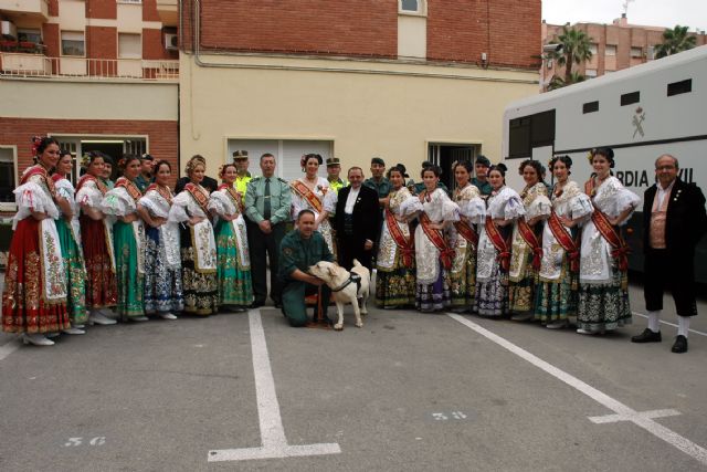 La Reina de la Huerta y sus Damas de Honor visitan las instalaciones de la Guardia Civil de Murcia - 1, Foto 1