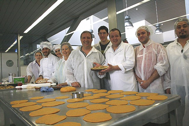 El CCT acoge un curso de elaboración de empanadas - 1, Foto 1