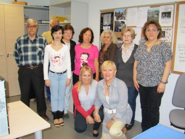 Los talleres de informática para adultos de La Unión ya tienen su propio manual - 3, Foto 3