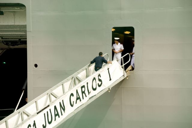 El buque de asalto Juan Carlos I hace escala en Cartagena - 1, Foto 1