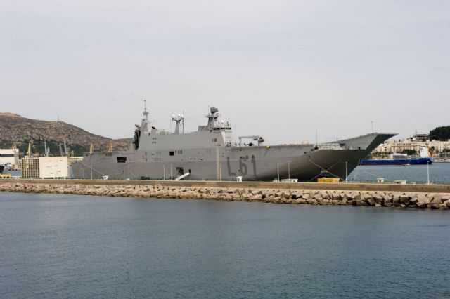 El buque de asalto Juan Carlos I hace escala en Cartagena - 2, Foto 2