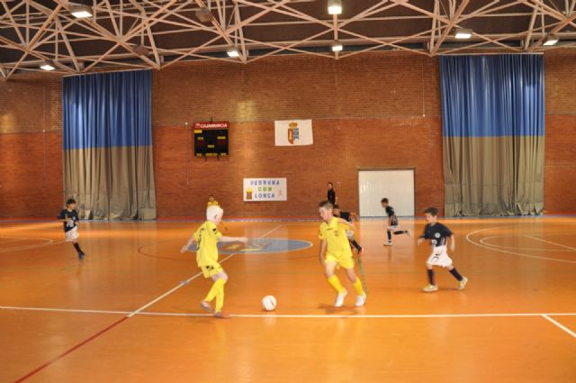 Los jóvenes del Fútbol Sála Vedruna homenajean a las víctimas del seísmo de Lorca - 5, Foto 5