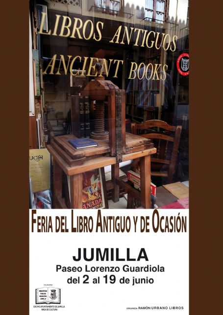 La Biblioteca Pública Municipal ha organizado una Feria del Libro Antiguo y de Ocasión - 1, Foto 1