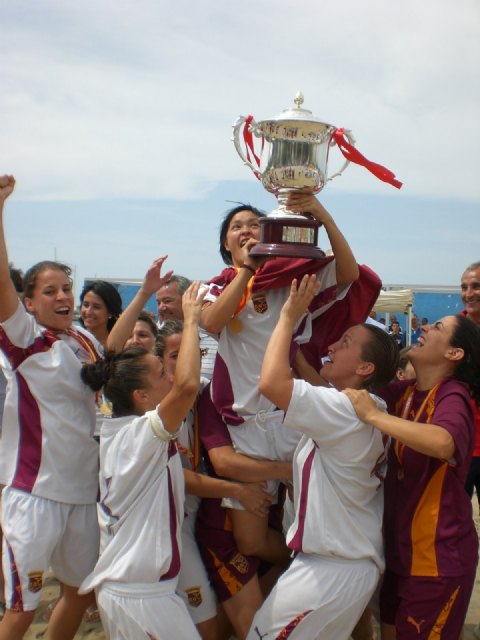 La selección femenina de fútbol playa, campeona de España - 2, Foto 2