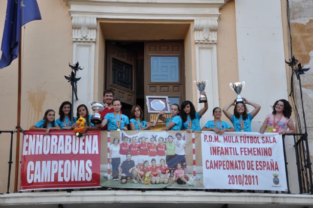 El Ayuntamiento de Mula rinde homenaje al PDM Mula Fútbol Sala Infantil Femenino - 2, Foto 2