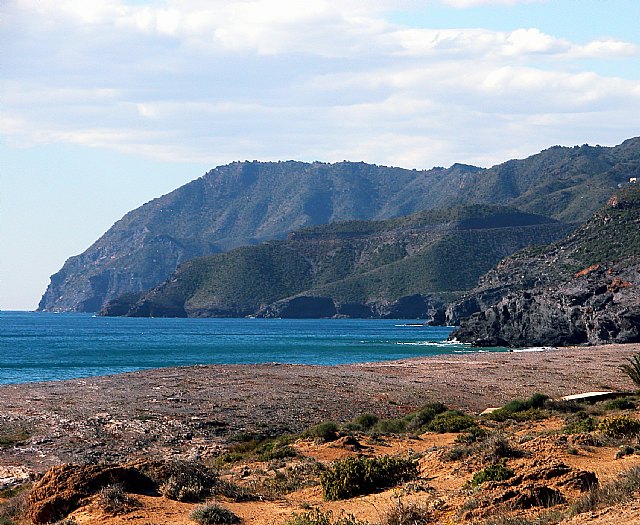 La Comunidad ordena el acceso de vehículos motorizados a las playas de Calblanque desde mañana hasta el 31 de agosto - 1, Foto 1