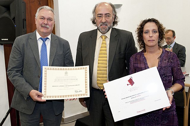 El alcalde de Cehegín recoge el premio de la 13ª campaña de animación a la lectura María Moliner otorgado a la biblioteca del municipio - 3, Foto 3