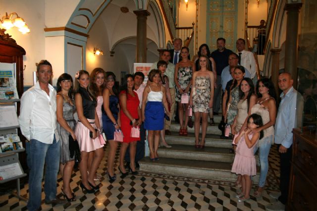 Siete cehegineras optan a Reina de las Fiestas 2011 - 1, Foto 1