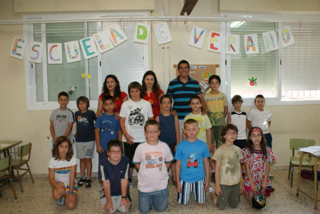 Más de 50 niños y niñas de Puerto Lumbreras han participado en la Escuela de Verano 'Summer School' - 1, Foto 1