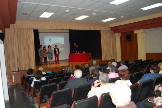 La Casa de la Cultura de Alguazas acogió una conferencia sobre el cáncer de mama - 1, Foto 1