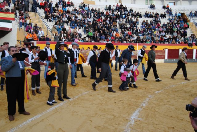 La afición taurina acude a la llamada de Pro-Encierros - 5, Foto 5